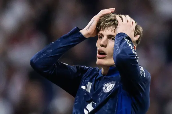 Diincar Chelsea, MU Tetapkan Harga Jual Alejandro Garnacho