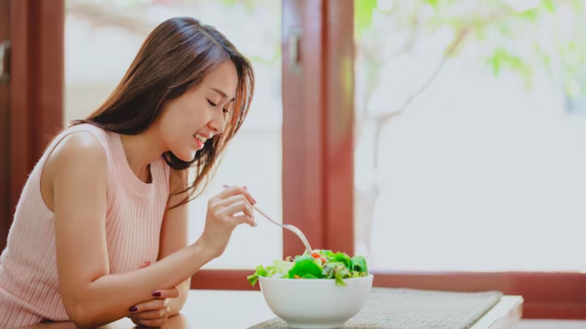 Gaya Hidup Sehat Indonesia 2025: Wellness, Pola Makan, dan Revolusi Kebugaran Digital